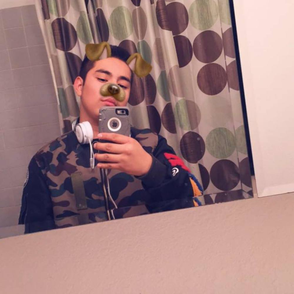 Meet your Posher, Ramiro